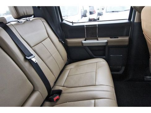 Used 2022 Ford F250 Lariat w/ Lariat Ultimate Package AWD/4WD image 10