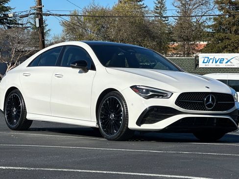 Used 2025 Mercedes-Benz CLA 250 4MATIC image 7