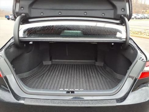 Used 2022 Toyota Camry SE image 9