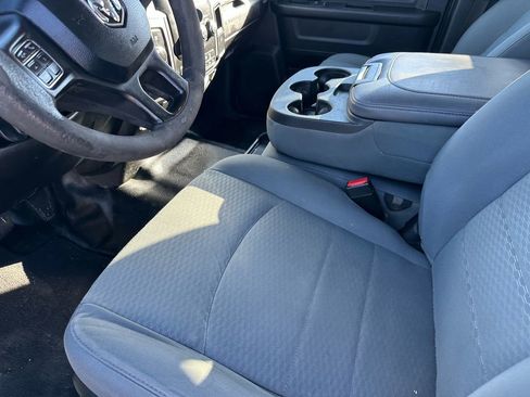 Used 2018 RAM 3500 Tradesman w/ Popular Equipment Group image 36