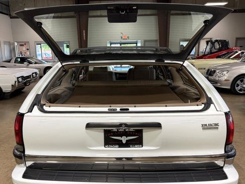 Used 1995 Buick Roadmaster Estate RWD image 44