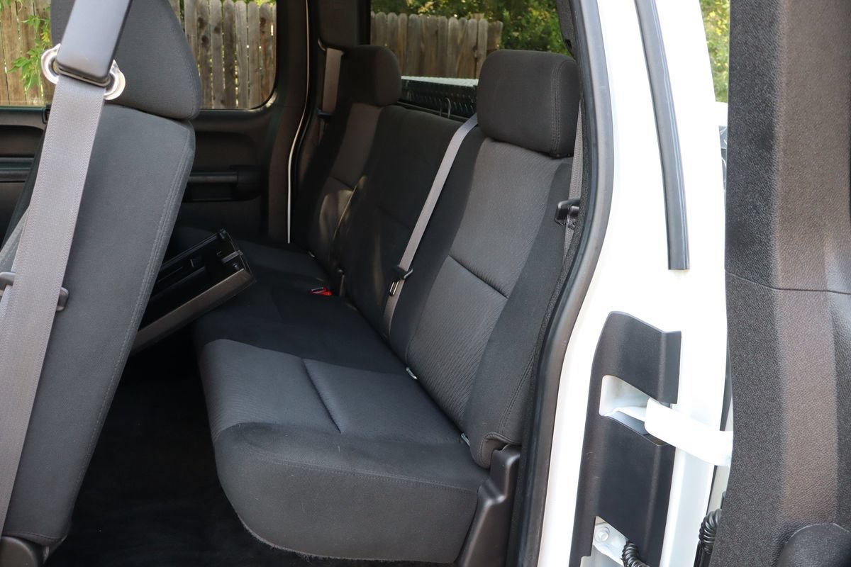 Used 2011 GMC Sierra 2500 SLE w/ Suspension Package, Off-Road AWD/4WD image 20