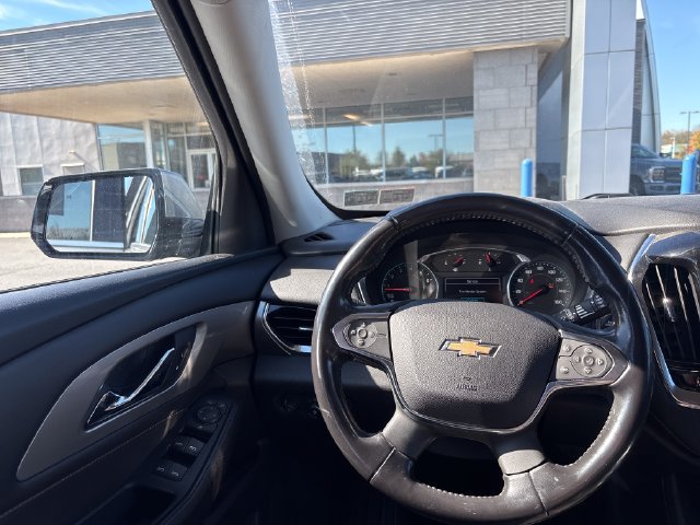Used 2019 Chevrolet Traverse LT AWD/4WD image 14