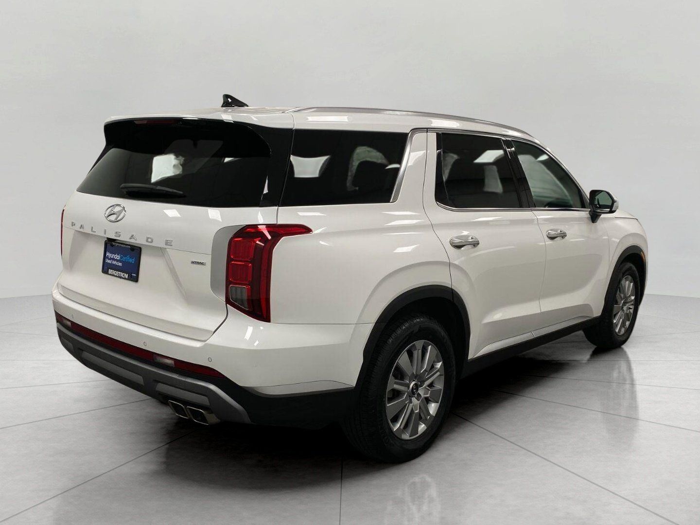 Certified 2024 Hyundai Palisade SEL AWD/4WD image 3