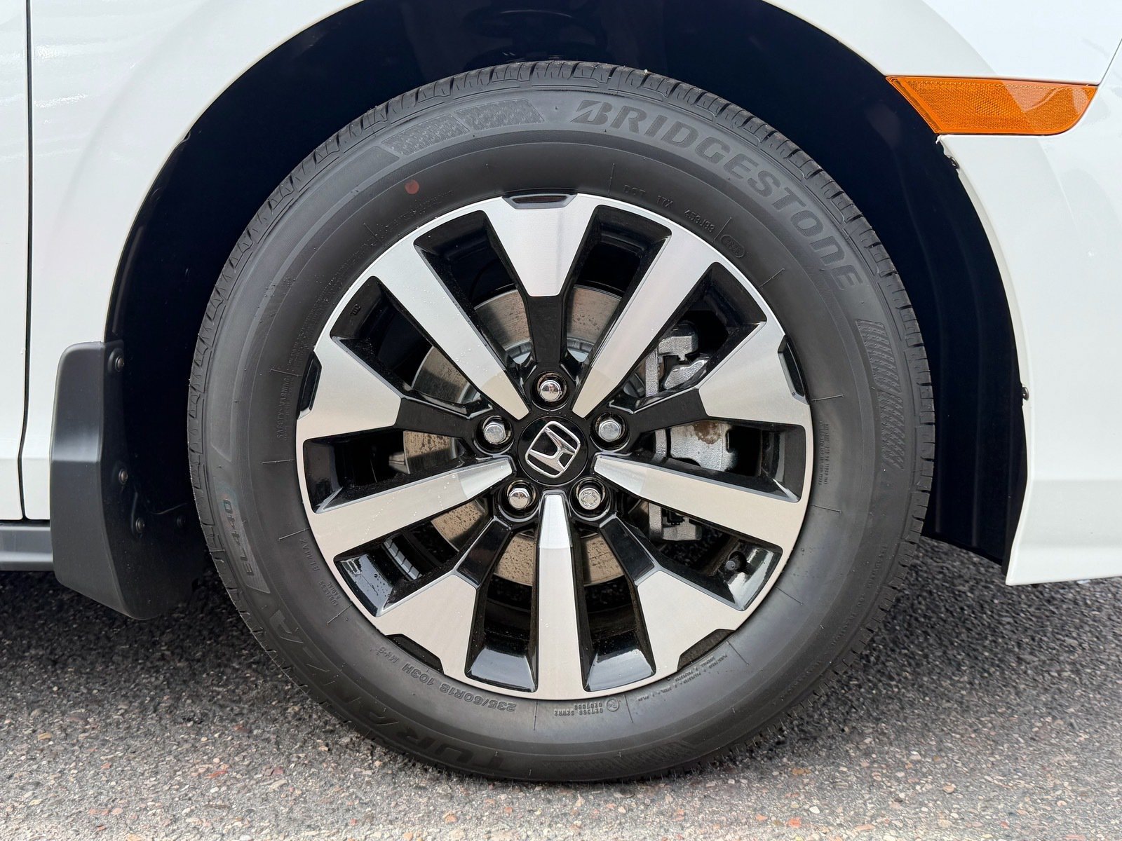 New 2027 Honda Odyssey EX-L image 11