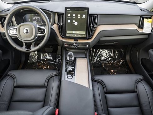 New 2026 Volvo XC60 B5 Ultra w/ Protection Package Premier image 20
