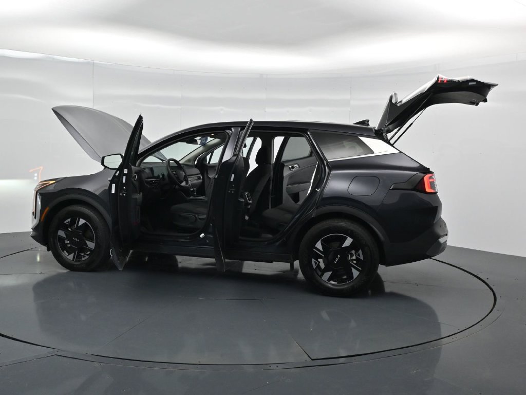 Used 2026 Kia Sportage LX FWD image 42