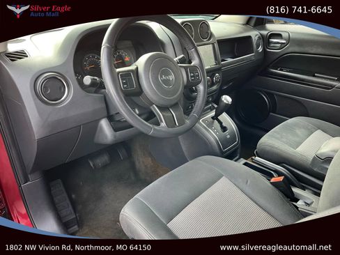 Used 2016 Jeep Patriot Latitude image 9