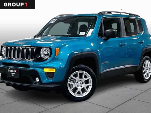 Used 2022 Jeep Renegade Latitude w/ Convenience Group image 1