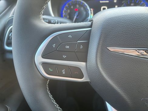 New 2026 Chrysler Pacifica Select image 22