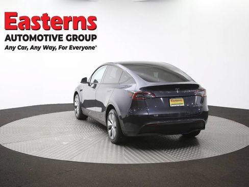 Used 2024 Tesla Model Y Long Range AWD/4WD image 58