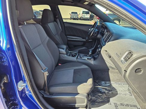 Used 2020 Dodge Charger SXT image 27