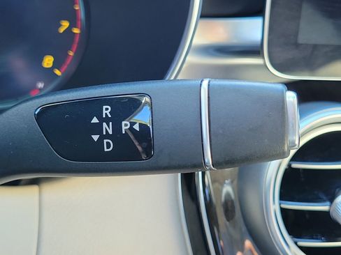 Used 2021 Mercedes-Benz C 300 Sedan image 31