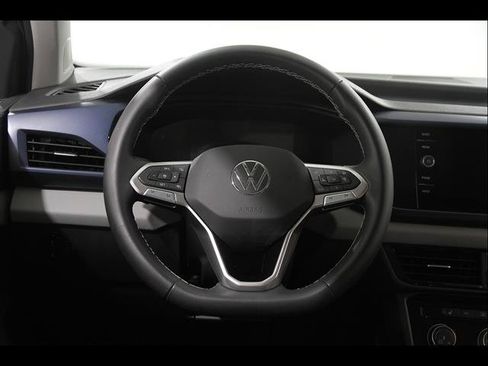 Certified 2023 Volkswagen Taos SE AWD/4WD image 7