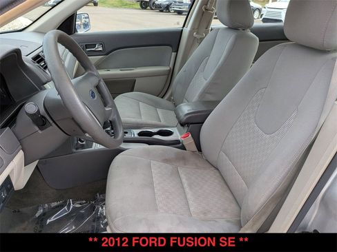 Used 2012 Ford Fusion SE image 16