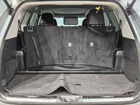 Used 2024 Toyota Grand Highlander Platinum image 18