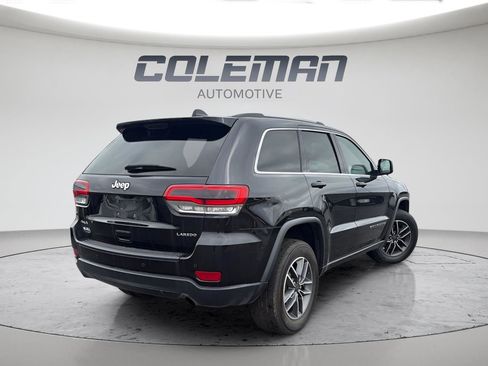 Used 2019 Jeep Grand Cherokee Laredo w/ 18" Wheel & 8.4" Radio Group AWD/4WD image 5