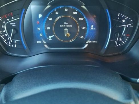 Used 2020 Hyundai Santa Fe SEL image 23
