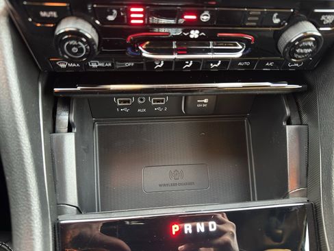 New 2025 Jeep Grand Cherokee Altitude AWD/4WD image 19