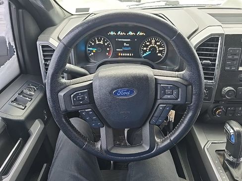 Used 2015 Ford F150 XLT w/ Equipment Group 301A Mid image 7
