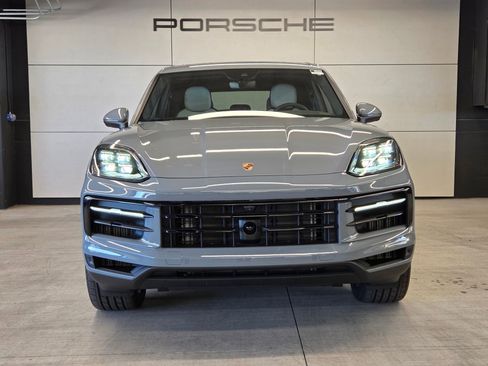 New 2026 Porsche Cayenne Base image 25