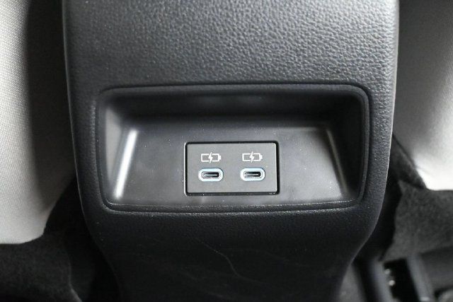 Used 2025 Toyota Corolla LE FWD image 15