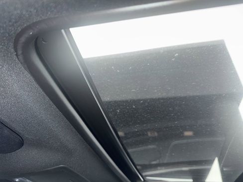 Certified 2023 Dodge Challenger R/T w/ Plus Package image 8