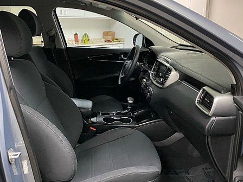 Used 2020 Kia Sorento L image 18