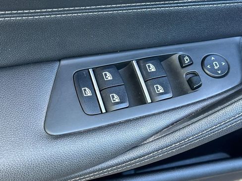 Used 2023 BMW 530i w/ M Sport Package RWD image 11