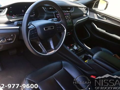 Used 2024 Jeep Grand Cherokee Limited 4xe AWD/4WD image 14