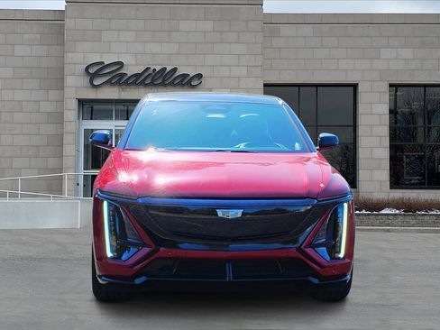 New 2026 Cadillac Lyriq V w/ LPO, Floor Liner Package image 7