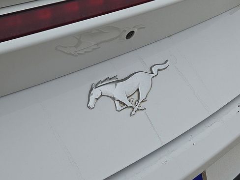 Used 2024 Ford Mustang Premium image 11