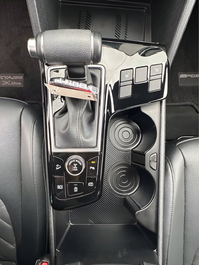 Used 2024 Kia Sportage X-Line w/ X-Line Premium Package AWD/4WD image 17