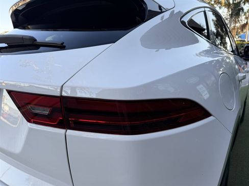 Used 2018 Jaguar E-PACE S image 12