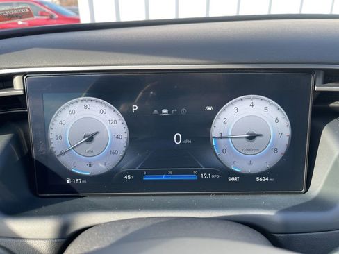 Used 2024 Hyundai Santa Cruz Night image 25