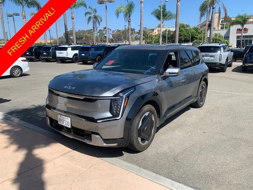 Certified 2024 Kia EV9 Land AWD/4WD image 1