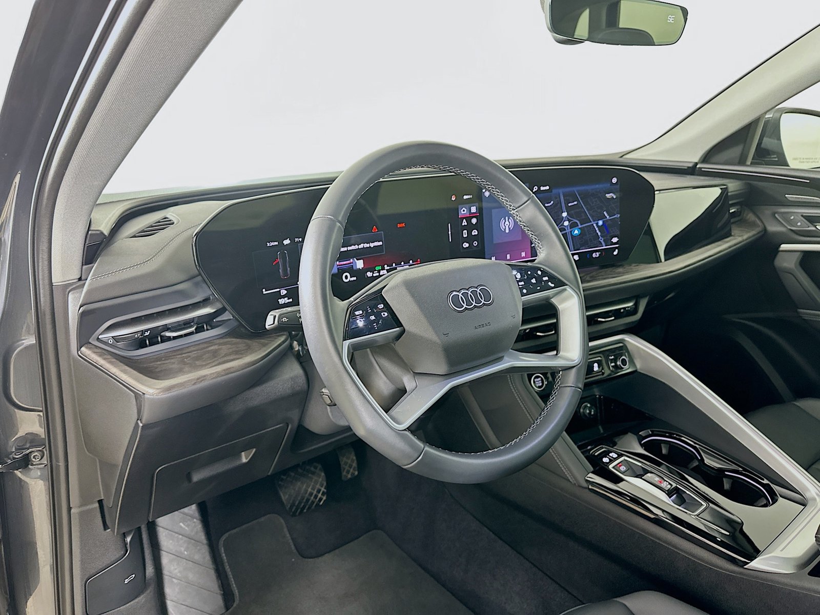 Used 2025 Audi Q5 Premium w/ Premium Plus AWD/4WD image 31