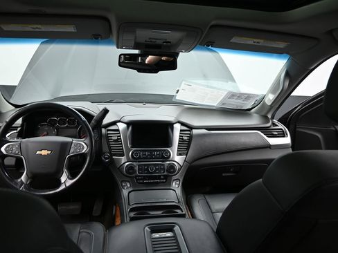 Used 2018 Chevrolet Tahoe Premier AWD/4WD image 25