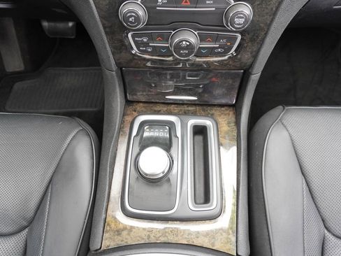 Used 2016 Chrysler 300 C RWD image 16