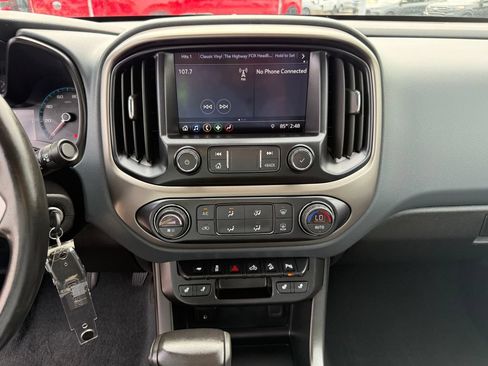 Used 2021 Chevrolet Colorado Z71 AWD/4WD image 29