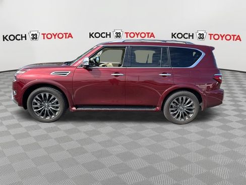 Used 2023 Nissan Armada Platinum w/ Captain's Chairs Package AWD/4WD image 4