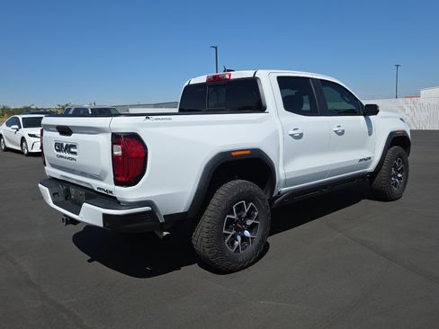 Used 2024 GMC Canyon AT4X AWD/4WD image 7