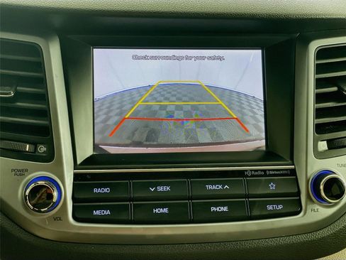 Used 2018 Hyundai Tucson SEL FWD image 16