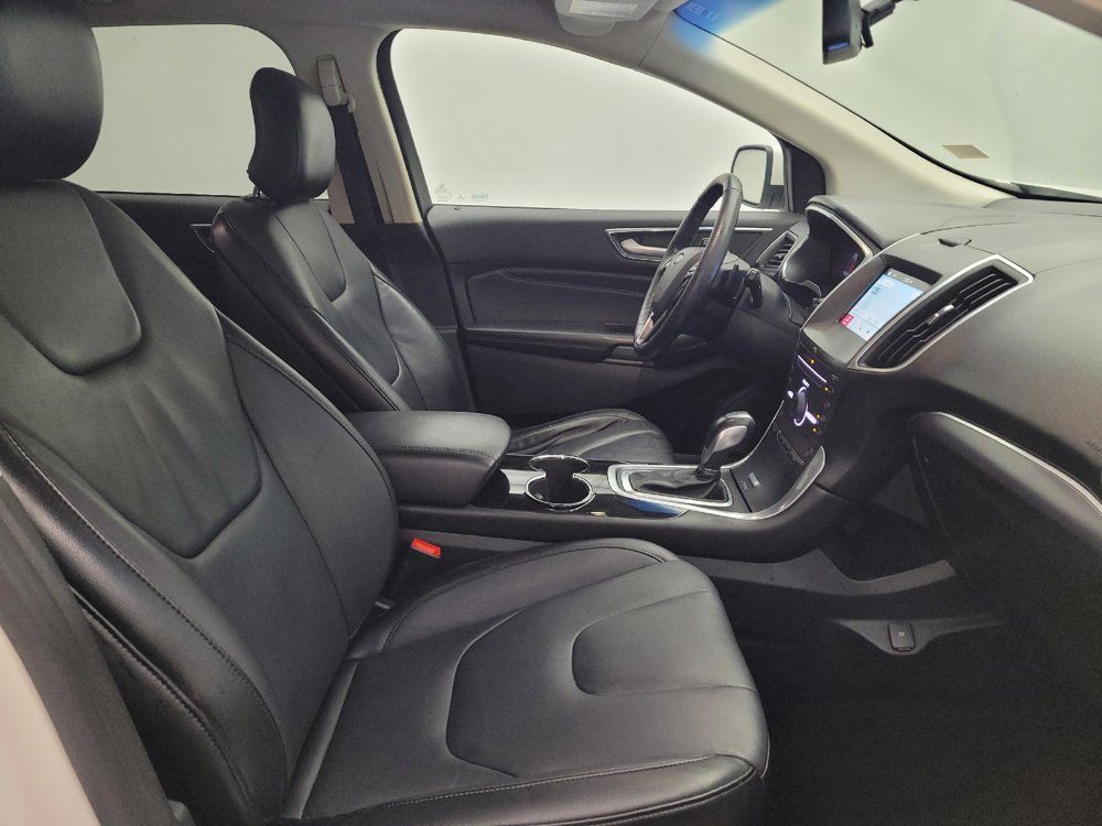 Used 2016 Ford Edge Titanium w/ Technology Package AWD/4WD image 21