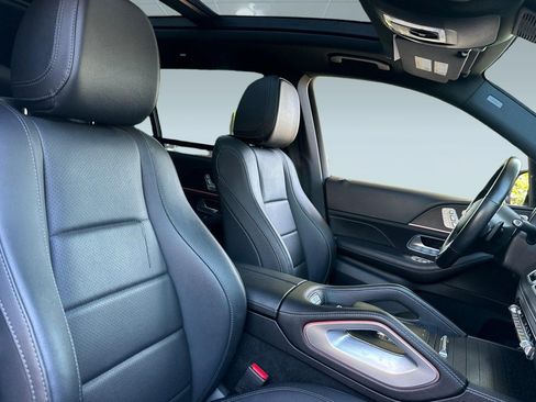 Certified 2023 Mercedes-Benz GLS 450 4MATIC image 32