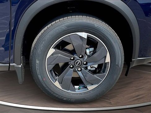 New 2026 Nissan Rogue SV image 12