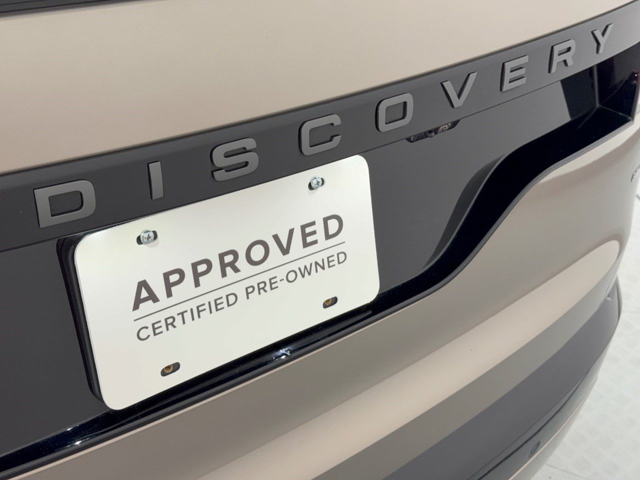 Certified 2026 Land Rover Discovery Dynamic SE AWD/4WD image 28