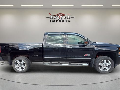Used 2015 Chevrolet Silverado 2500 LTZ w/ Duramax Plus Package AWD/4WD image 6
