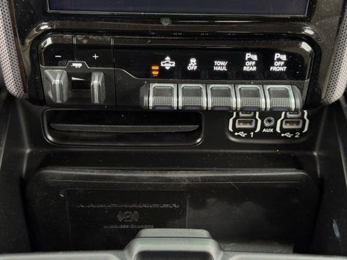 Used 2020 RAM 1500 Limited image 21