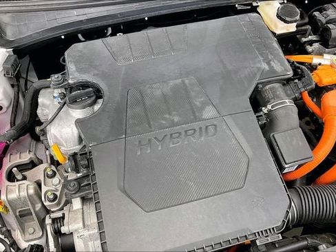 Certified 2025 Hyundai Elantra SEL FWD image 29